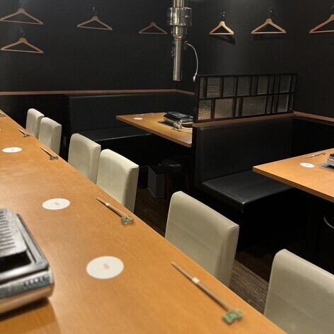 【幅広いシーンのご利用に♪】当店は隠れ家感溢れる店内となっており、記念日やデートから各種ご宴会のご利用にまで幅広いシーンにご利用いただけます！大切な方と貴重なお時間を当店でお過ごしください。