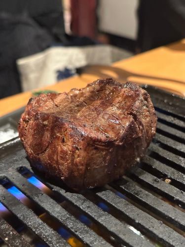 塊ヒレステーキ (200g)