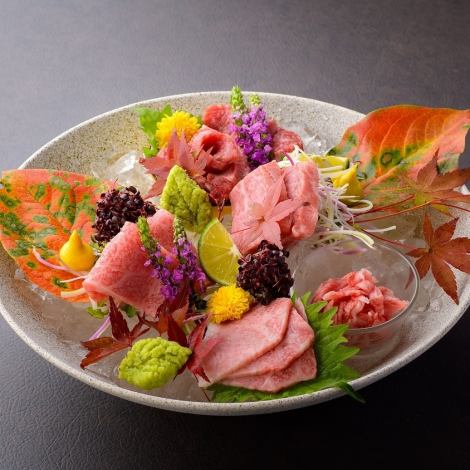 "5 types of Yamagata beef sashimi" We have obtained a meat license for raw consumption and provide it with consideration for safety, and you can also order for each part of your choice.