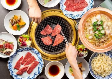 【12月3日為止的期間限定】山形牛烤肉＆黑毛和牛內臟火鍋套餐+無限暢飲（2小時）