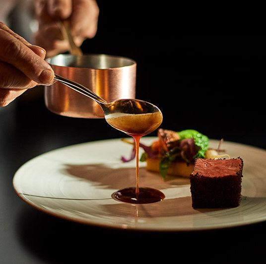 神戶北野飯店內的豪華空間。請盡情享受奢華時光。