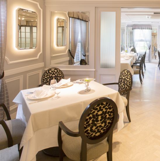 A memorable moment.On an anniversary with a special someone...