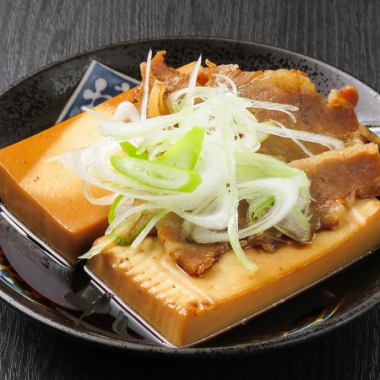 [Koi no Akarenga Specialty] Introducing the secret menu highly praised by the staff! Meat tofu with rich flavor