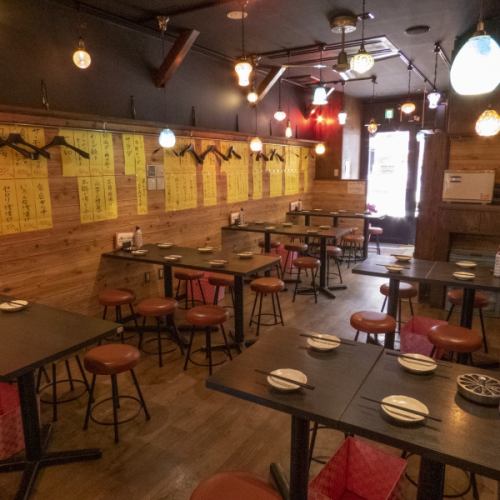 非常適合舉辦大型宴會，例如歡迎宴會和告別宴會。