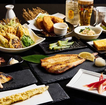 限時特惠：“豐盛套餐”，包含天婦羅、蛋捲等8道菜，2小時暢飲，原價4500日元，現價3500日元