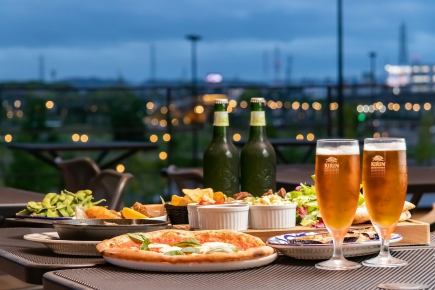 ビアガーデンプラン! 食べ放題、飲み放題で!お1人様4,500円(税込)FREE DRINKS 90min付き!!