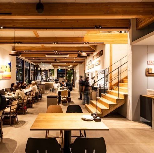 Please relax in our stylish interior.