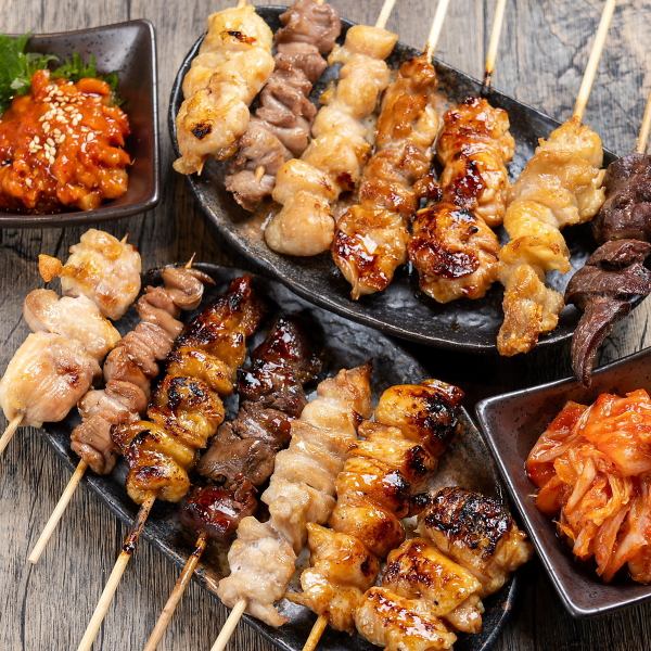 朝引き鶏の鮮度と職人の火入れが織りなす、炭火香る「とり縁」自慢の本格焼き鳥