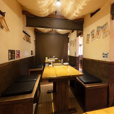 落ち着いた雰囲気でお食事をお楽しみいただけます◎