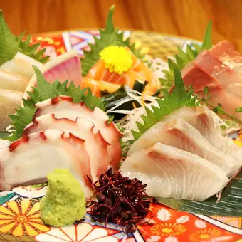 本日の鮮魚造り五点盛リ合わせ