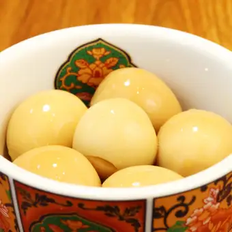 “特製”味付けうずら卵