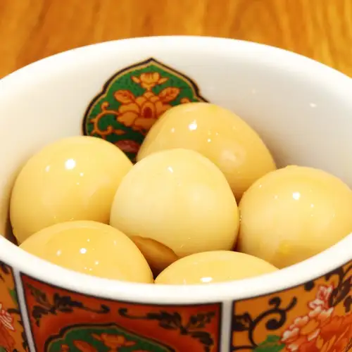 “特製”味付けうずら卵