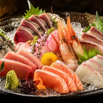 【2H飲放付】キンキや大海老など炉端焼き×お造り七種盛りや金目鯛『頂』全10品10710円⇒10000円