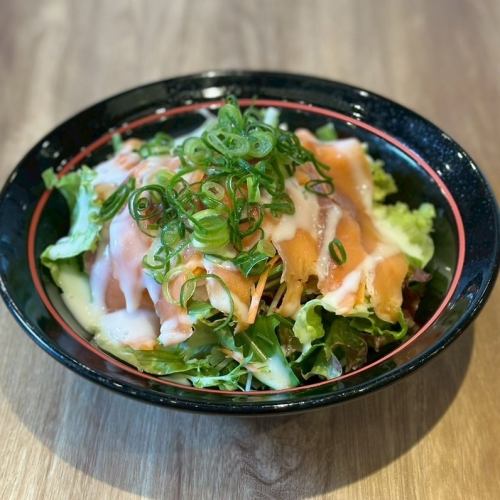 サーモンのサラダ