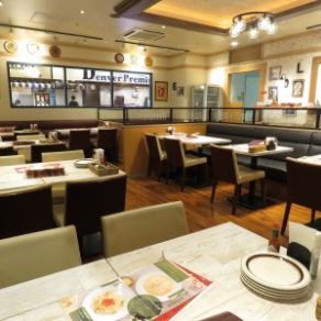 【最大68名様まで宴会可能】学校行事や会社宴会まで様々なシチュエーションのご予約承っております。お気軽にお問合せくださいませ。