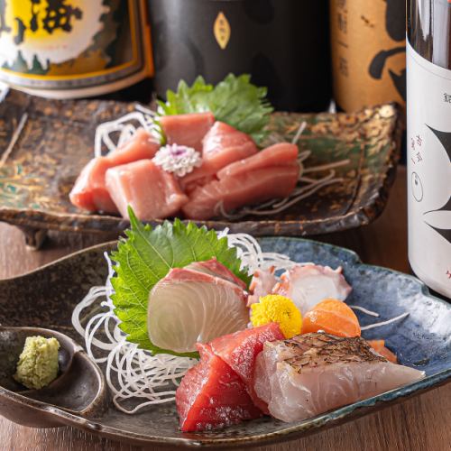 [The freshest seasonal seafood is delicious♪] Sashimi made with fresh seafood procured through our own channels from 750 yen (tax included)