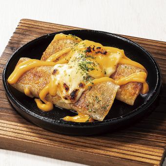 Wチーズ焼き餃子(2本)
