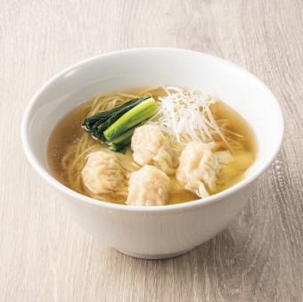 手包み海老入りわんたん麺