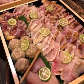 コラーゲンたっぷり淡路地鶏白鍋コース＋90分飲み放題　4500円(税込)