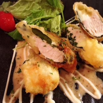 ササミとチーズのシソ春巻き