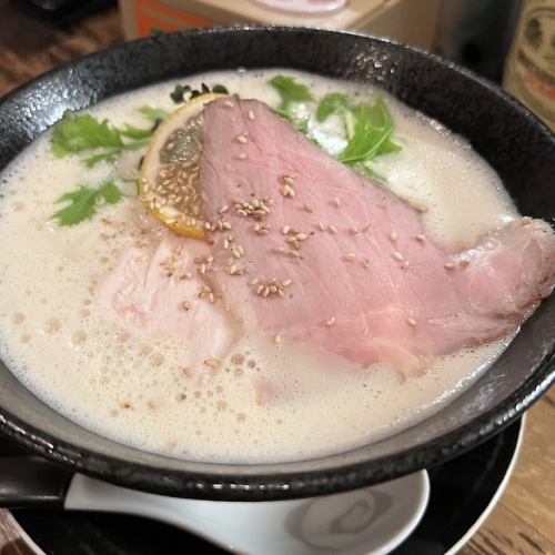 鶏白湯～パイタンラーメン