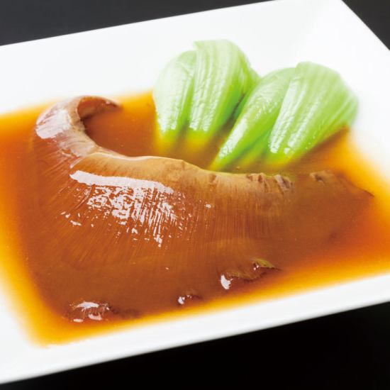 Our proud large size shark fin simmered ♪