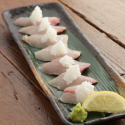 Live yellowtail sashimi