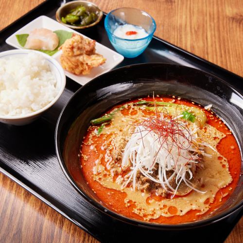 担担麺定食