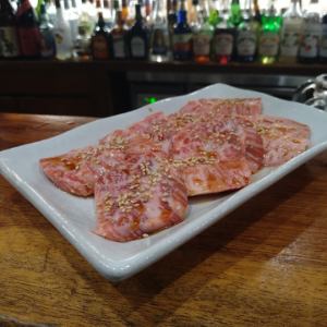 【カルビ】黒毛和牛上カルビ(たれ・塩)