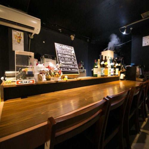 方便入座的吧台座位