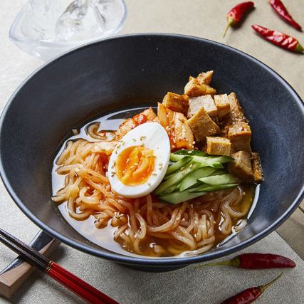 本格派 激辛冷麺食堂