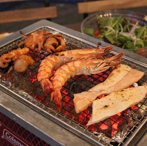 Enjoy winter flavors for lunch at an oyster shack!