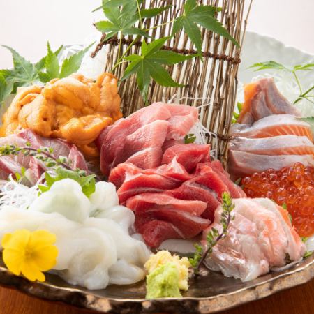 Assortment of 5 kinds of sashimi