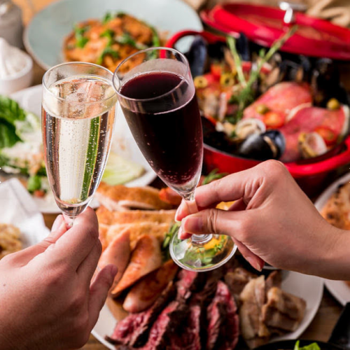 宴会コースは飲み放題付!