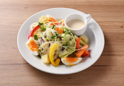 Caesar salad Niçoise