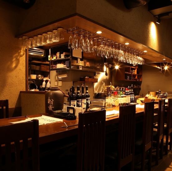和牛をメインとした創作料理、それに合う個性豊かなワインをお楽しみいただけます！
