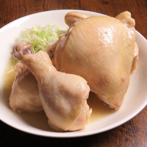 Niigata specialty: steamed half of a chicken