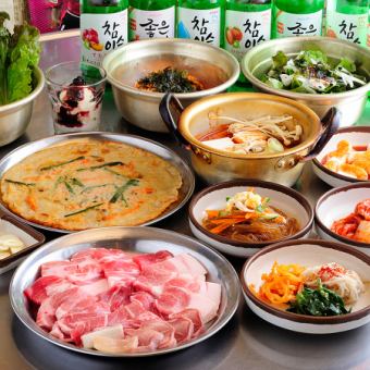 [Perfect for all kinds of parties] Includes 120 minutes of all-you-can-drink! Satisfy your appetite with samgyeopsal and hotpot! "Tejiya Popular" course 4,026 yen