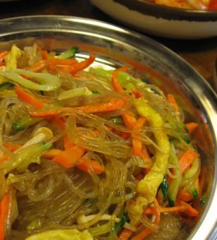 Japchae / Gimbap (Korean seaweed roll)