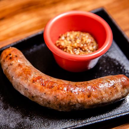 Extra-thick sausage with black pepper flavor