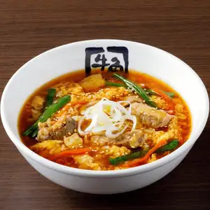 旨味たっぷりカルビスープ/クッパ