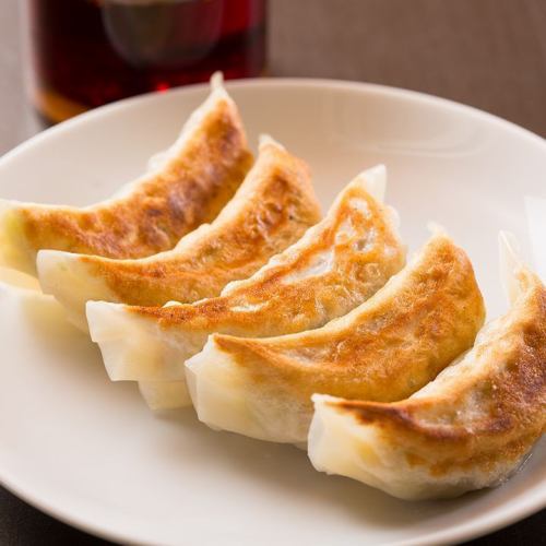 Classic! Starting with dumplings, authentic and abundant Chinese · creative menu