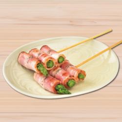 Asparagus wrapped in bacon