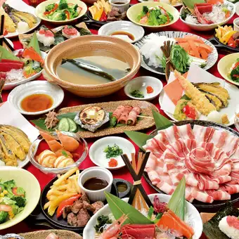 【盛宴套餐】含无限畅饮！共9道菜，5500日元（含税）