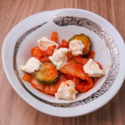 Cream cheese and cucumber kimchi