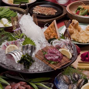 【推荐用于各种宴会！】活鱿鱼和博多内脏火锅的“九州特色美食漫步套餐”6,700日元→6,000日元（含税）