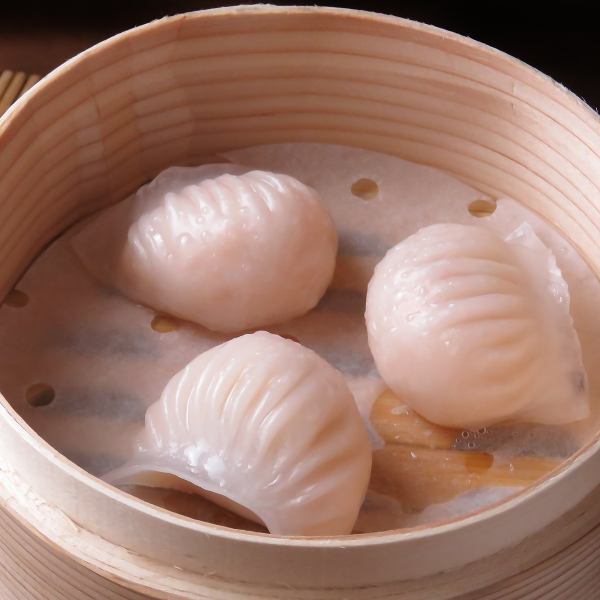 透明感ある皮が輝く水晶エビ餃子!