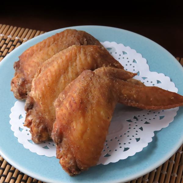 香ばしく仕上げた台湾風手羽先唐揚げ!