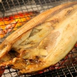 サーモンのホイル焼き/しまほっけ塩焼き