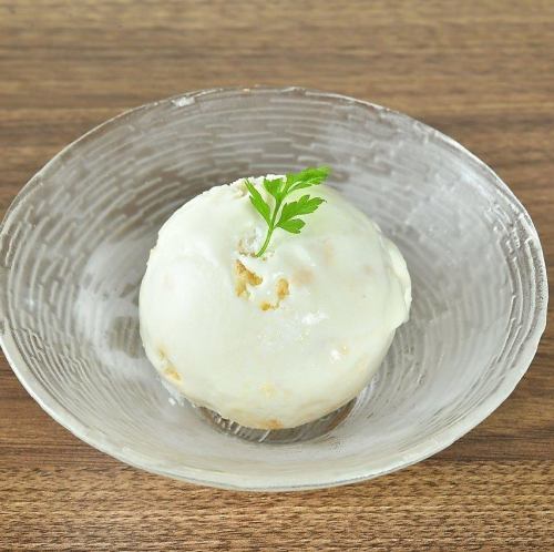 BLUE SEAL　塩ちんすこうアイス